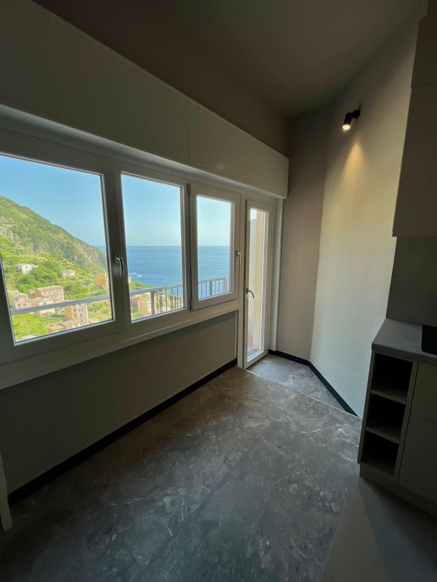The Upper House * Riomaggiore