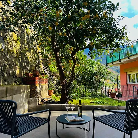 The Upper House Apartment Riomaggiore Exterior photo